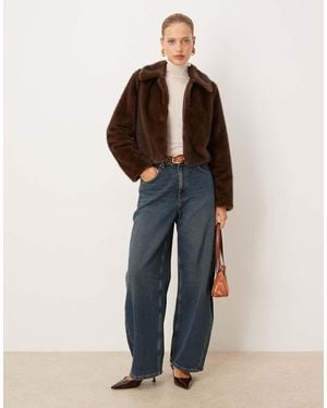Mango Chaqueta Con Cuello De Solapas Y Cremallera De Piel Sintética De - Azul