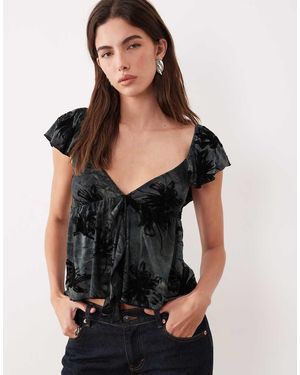 Motel Fonzie Ruffle Top - Black