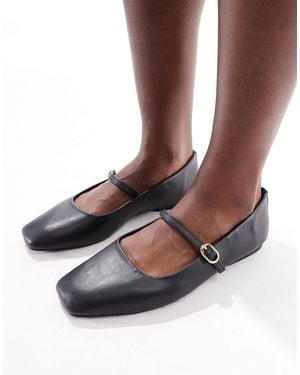 Stradivarius Wide Fit Flat Mary Jane - Brown