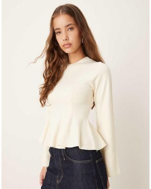 Gina Tricot Knitted Peplum Top - Natural