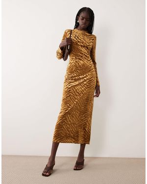 Ghospell Robe longue en velours floqué à imprimé tigre - Neutre