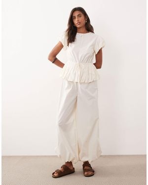 ASOS Jumpsuit With Peplum And Balloon Legs - Natural