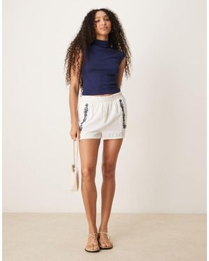 ASOS Pull On Shorts With Embroidered Detail - Blue