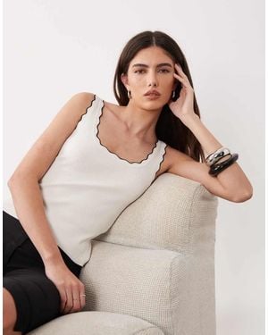 Jdy Scallop Edge Knit Tank Top - Natural