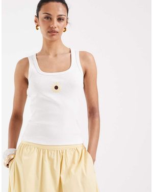 Vero Moda Scoop Neck Ribbed Vest With Sunflower Embroidered Graphic - White