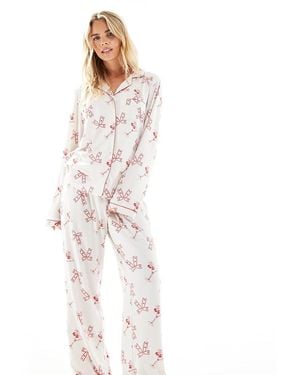 Loungeable Petite Supersoft Jersey Cocktails And Bows Pyjama Set - White