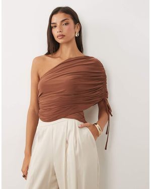 ASOS Slinky Gedrapeerde Asymmetrische Top Met Gerimpeld Detail - Bruin