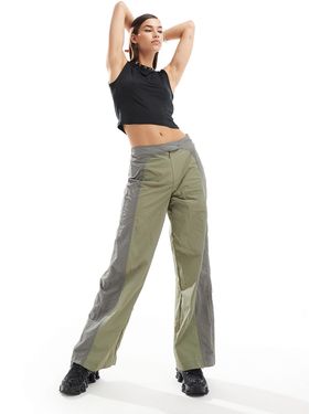 Basic Pleasure Mode – cargohose - Natur