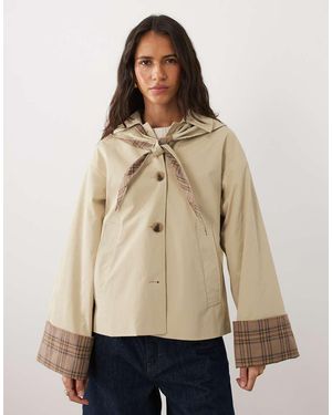 Vila Trenchcoat Kort Met Sjaaldetail En Geruite Boorden - Naturel