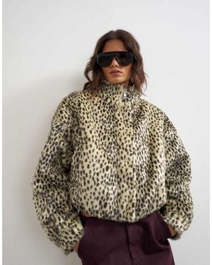 TOPSHOP Faux-Fur Bomberjack Met Opstaande Hals En Stippenprint - Bruin