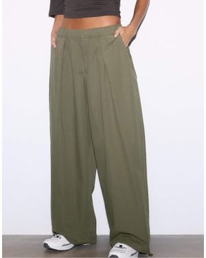 Stradivarius Barrel Poplin Trousers With Stoppers - Green