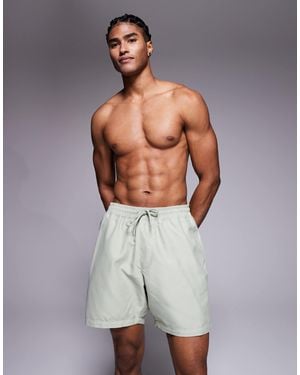 ASOS – mittellange badeshorts - Grau