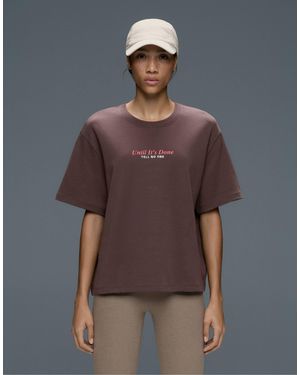 Oysho Boxy t-shirt mit text aus 100 % baumwolle - Braun