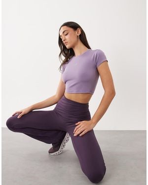 New Balance Harmony Fitted T-shirt - Purple