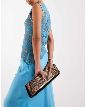 ASOS – clutch aus wildleder und echtleder mit tigermuster und stegdetail - Blau