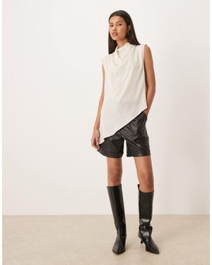 Vila High Waisted Faux Leather Shorts - Pink