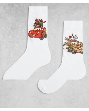 ASOS Pack De 2 Pares De Calcetines Blancos Para Navidad Con Estampado Gráfico De "Cars" De Disney Pixar De