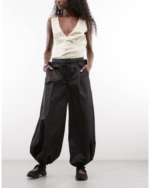 Monki Tailored Balloon Trousers With Frill Detail - Black