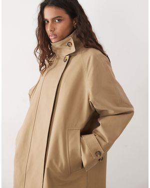 ARKET Kurzer trenchcoat aus gewachster baumwolle mit trichterkragen, corddetail am innenkragen - Natur