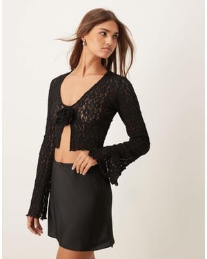 New Look Lace Corsage Cropped Flare Sleeve Top - Black