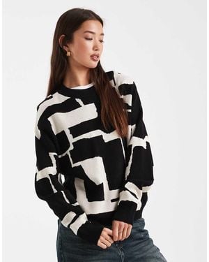 Object Round Neck Jumper - Black