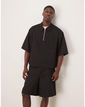 ASOS Camicia A Mezze Maniche Nera Con Zip Sul Collo - Nero
