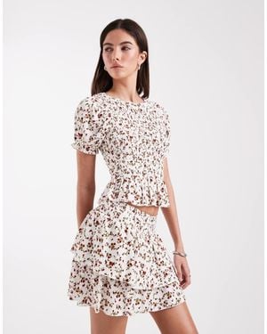 ONLY Minifalda Blanca Con Estampado Floral Y Volantes De (Parte De Un Conjunto) - Blanco