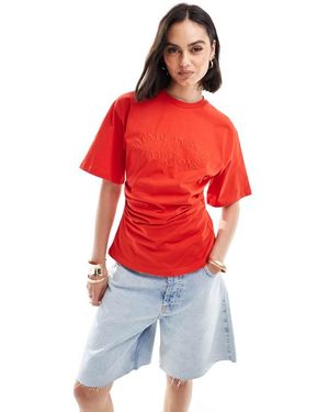 ASOS T-Shirt Rossa A Corsetto Con Grafica Ricamata “Hamptons” - Rosso