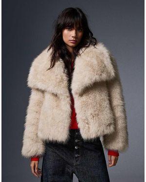 Bershka Giacca Effetto Pelliccia Con Rever - Nero