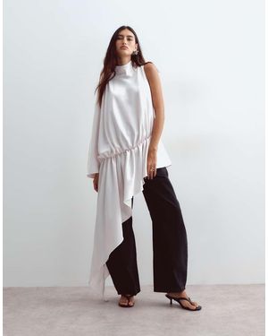 ARRANGE Satijnen Asymmetrische Gelaagde Top Met Lange Pasvorm - Wit
