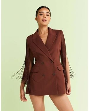 ASOS Blazer sans manches ajusté avec hanches moulées et franges - chocolat - Marron