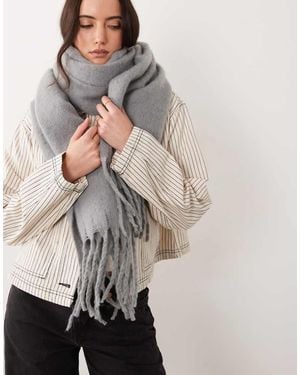 Glamorous Super Soft Blanket Scarf - Grey