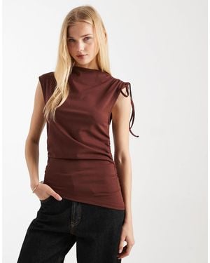 ASOS Sleeveless Asymmetric Top With Ruched Shoulder - Red