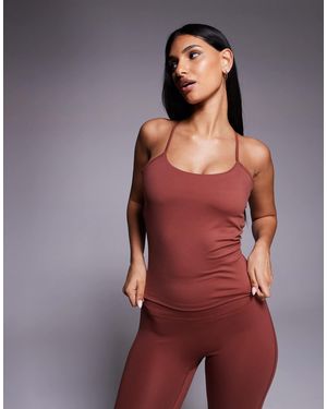 4505 Open Back Vest With Inner Bra - Red