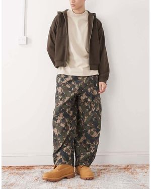 Collusion Jeans A Palloncino Con Stampa Mimetica - Neutro