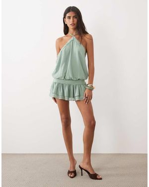 Tiger Mist Tessie Chiffon Halternekjurk Met Kanten Rand En Verlaagde Taille - Groen