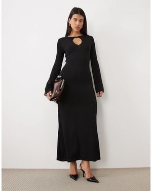 Pretty Lavish Knitted Keyhole Detail Long Sleeve Maxi Dress - Black