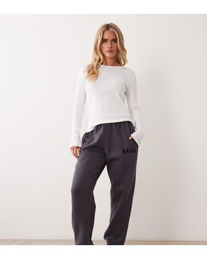 Kaiia Joggers Gris Oscuro Con Bajos Ajustados Y Logo Bordado De Mezcla De Algodón De Petite - Blanco