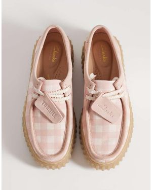 Clarks Torhill Bee Shoes - Brown
