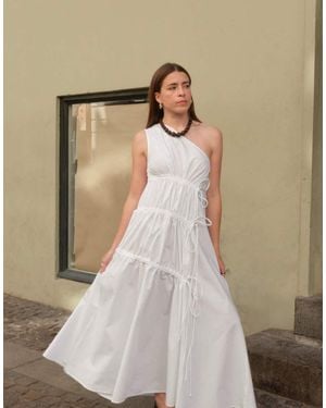 NA-KD X Charlotte Olivia One Shoulder Cotton Maxi Dress - Natural