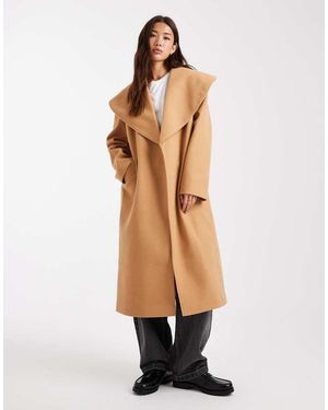 Miss Selfridge Cappotto Elegante A Portafoglio Color Cammello - Neutro