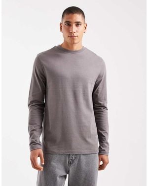 ASOS Essentials Crew Neck Long Sleeve T-shirt - Grey