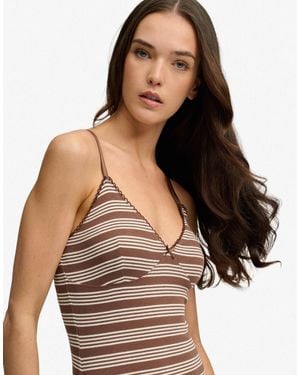Superdry – stripe – maxikleid aus geripptem jersey - Braun