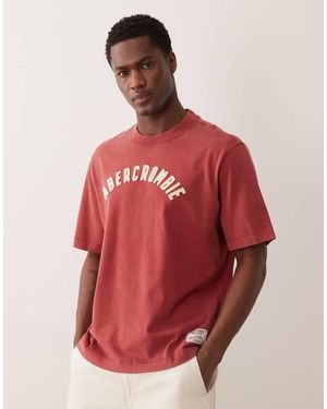 Abercrombie & Fitch Patch Logo T-shirt - Red