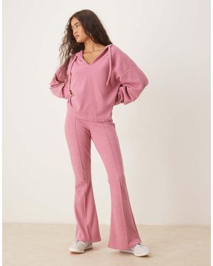 ASOS Pantalones Rosas De Campana Con Detalle De Costuras De Tejido Suave De
