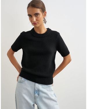 TOPSHOP Gestricktes premium-strick-t-shirt aus reiner lammwolle mit kurzen ärmeln und rundhalsausschnitt - Schwarz