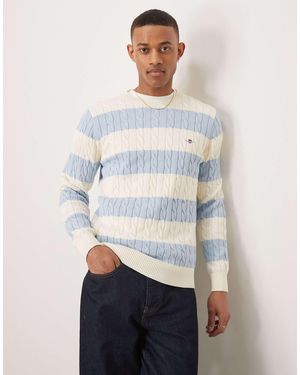 GANT – zopfstick-pullover aus baumwolle mit schild-logo und blockstreifen - Weiß