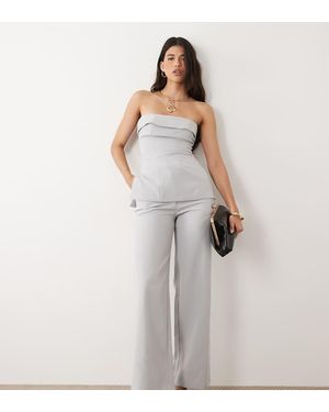 Kaiia Exclusives - Wit