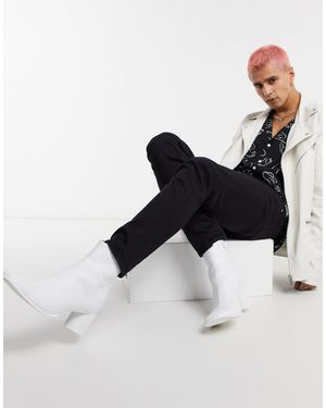 ASOS Heeled Chelsea Boots With Rounded Toe - White