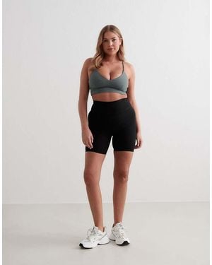 Aim'n Sense Midi Shorts - Black
